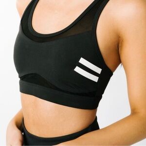 Zyia Active Sport Bra - Size Medium